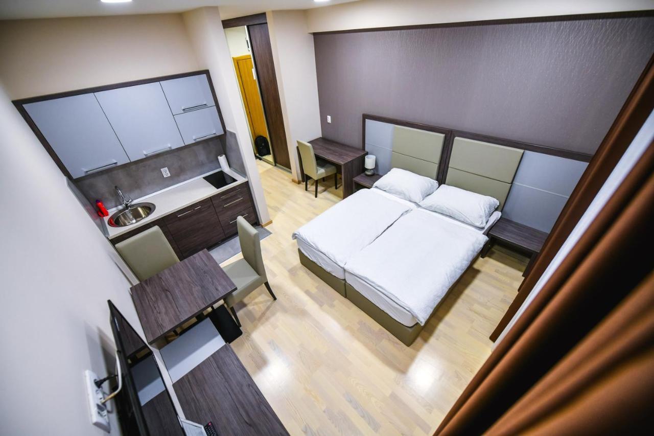 La Casa Apartments บันยาลูกา ภายนอก รูปภาพ