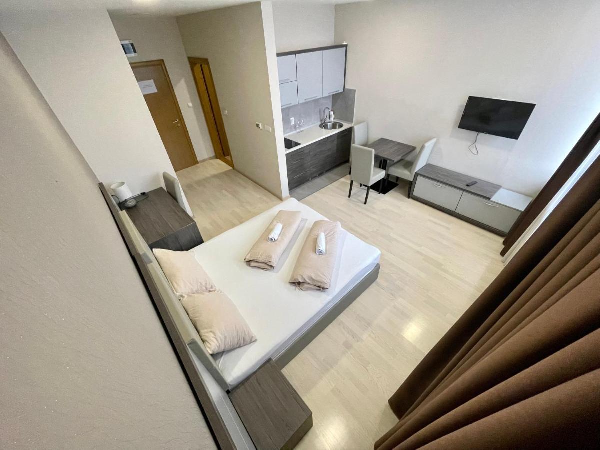 La Casa Apartments บันยาลูกา ภายนอก รูปภาพ